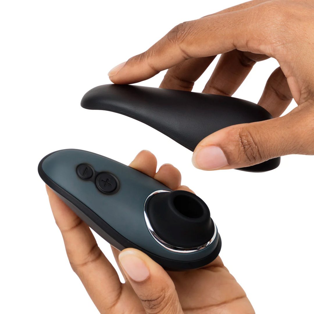 Fifty Shades of Grey® x Womanizer – Desire Blooms Couple's Kit - Image 3